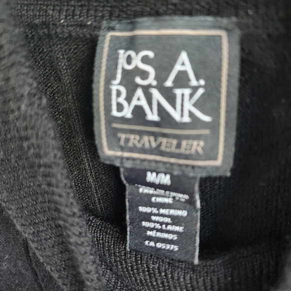 Jos A. Bank Traveler Mockneck Sweater Lightweight 100% Merino Wool Mens Black - Picture 3 of 6
